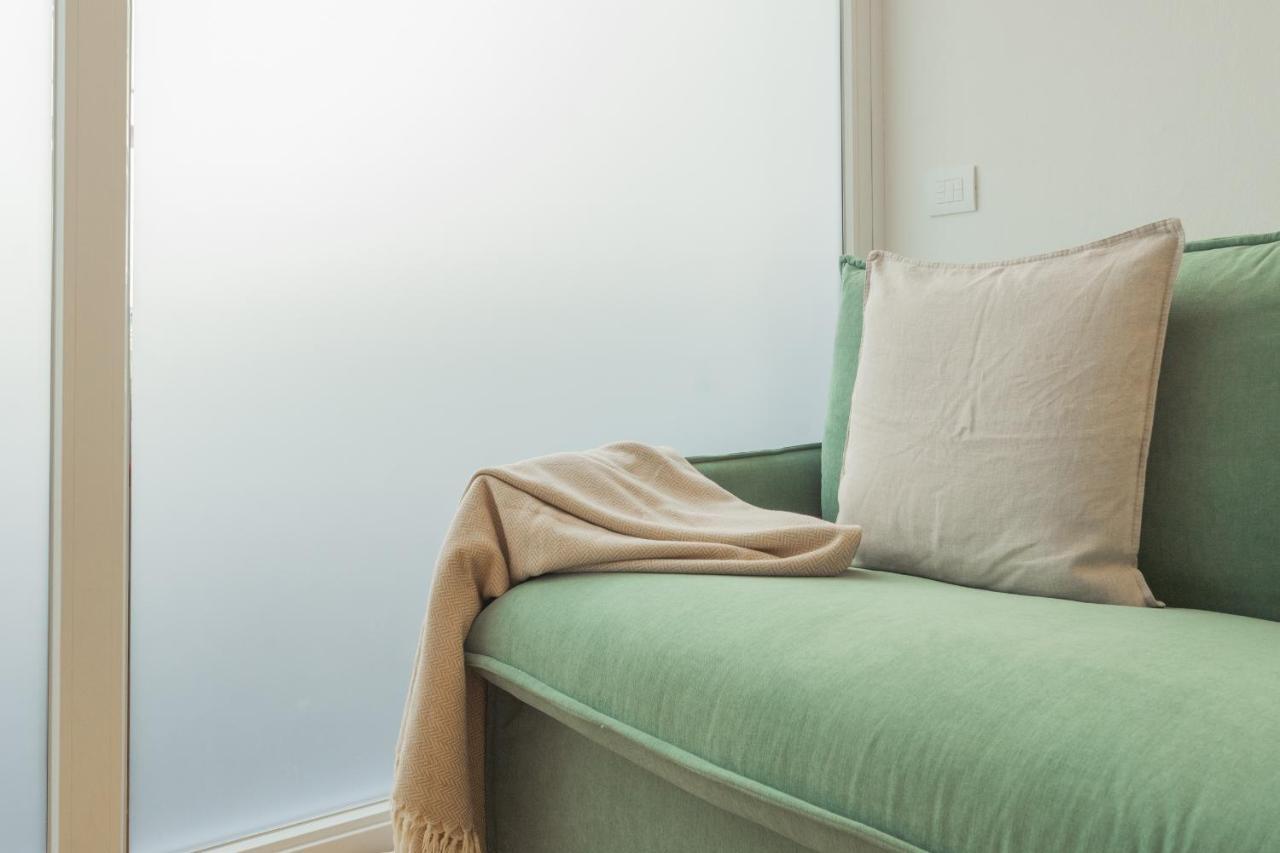 A Step From The Lake Apartment By Rent All Como Exterior foto